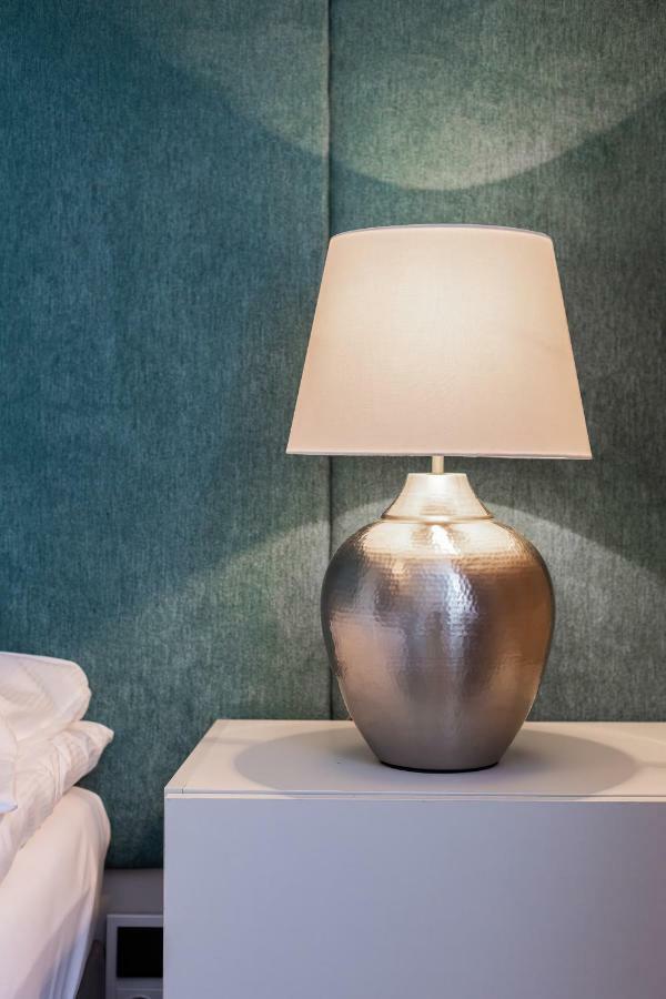 Fort Wola Apartments Warsaw By Noclegi Renters エクステリア 写真